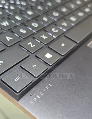New Laptop HP Spectre 16GB Intel Core i7 SSD 1T