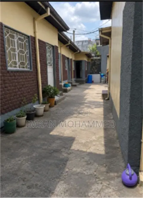 3bdrm Villa in Gullele for sale