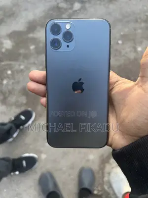 Apple iPhone 11 64 GB Green
