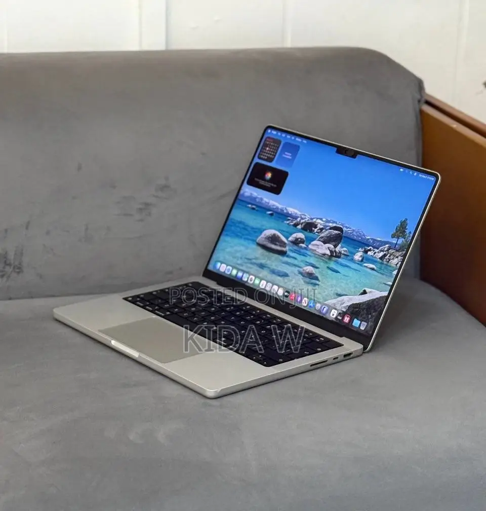 New Laptop Apple MacBook Pro 16GB Apple M1 Pro SSD 512GB