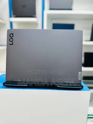 New Laptop Lenovo LOQ 15ARP9 16GB Intel Core i7 SSD 1T