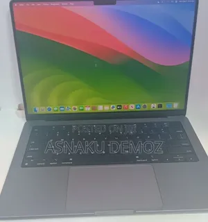 New Laptop Apple MacBook Pro 8GB Intel Core M3 SSD 512GB