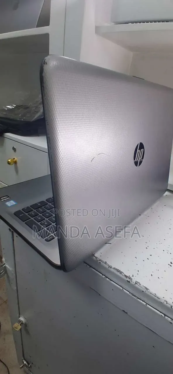 New Laptop HP Stream Notebook 6GB Intel Core i7 HDD 1T
