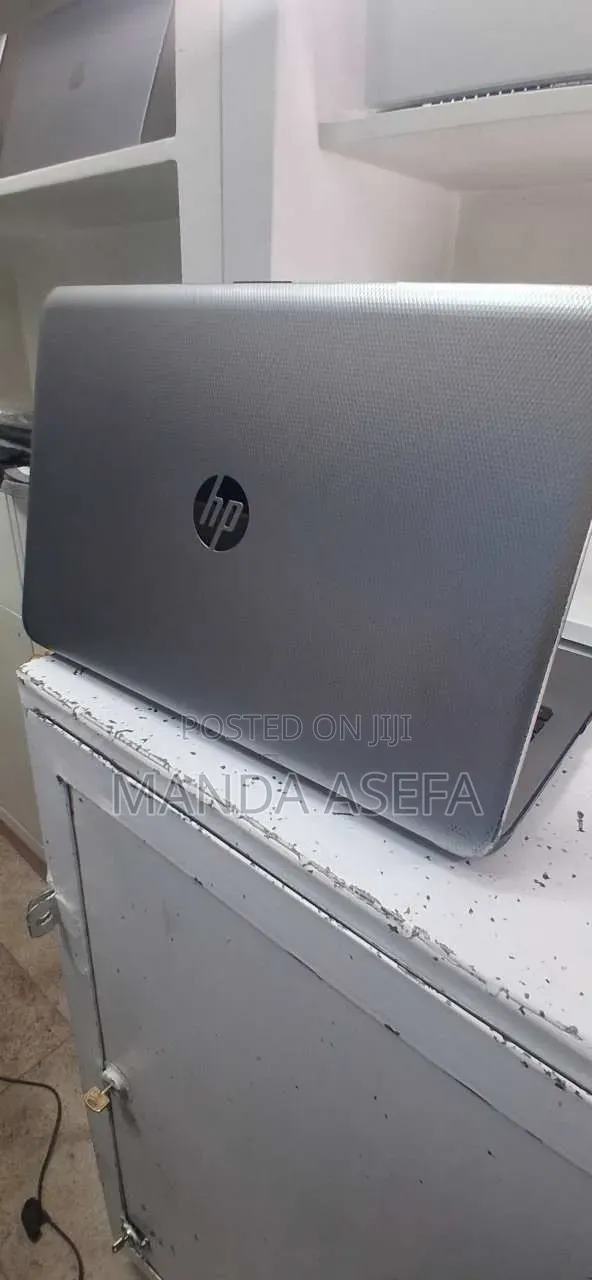 New Laptop HP Stream Notebook 6GB Intel Core i7 HDD 1T