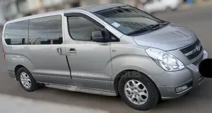 Hyundai Starex 2015 Silver