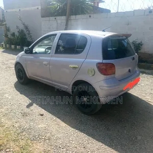 Toyota Vitz 2004