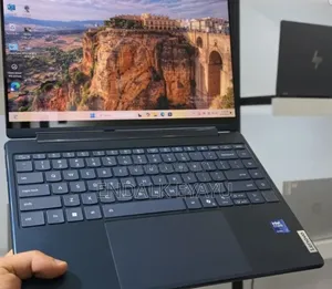 New Laptop Lenovo Yoga 9 16GB Intel Core Ultra 7 SSD 1T