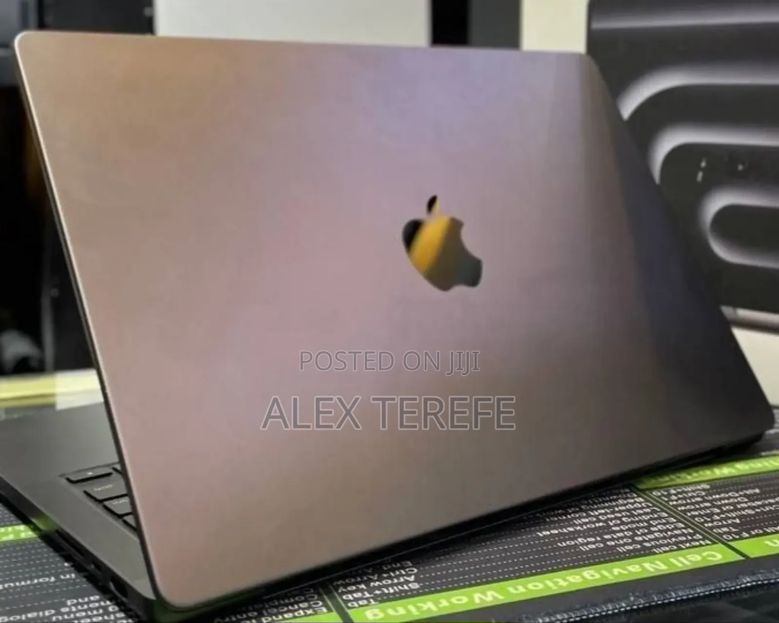 New Laptop Apple MacBook Pro 2024 M4 Max 48GB Apple M4 Max SSD 2T
