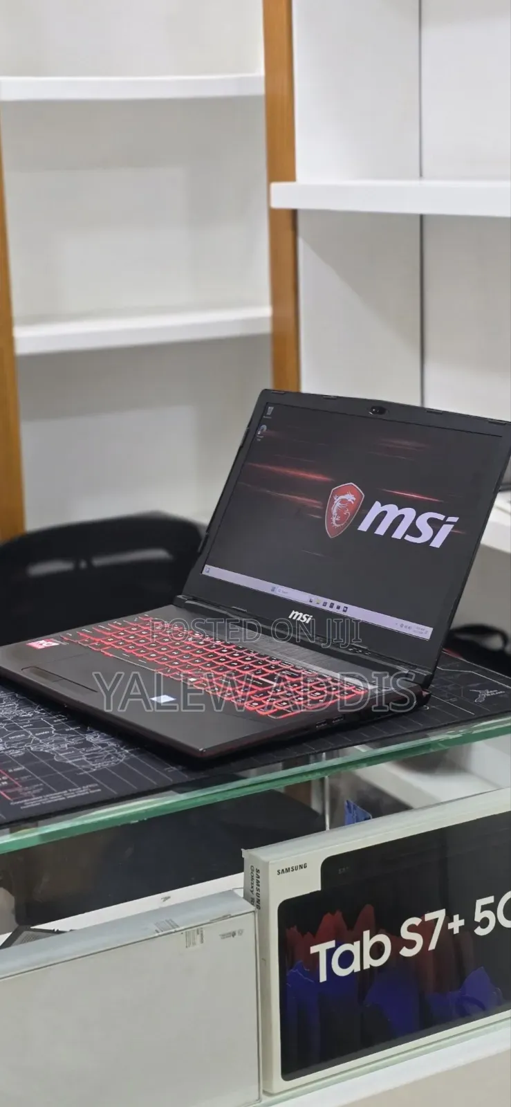 New Laptop MSI GP75 Leopard 16GB Intel Core i7 SSD 256GB