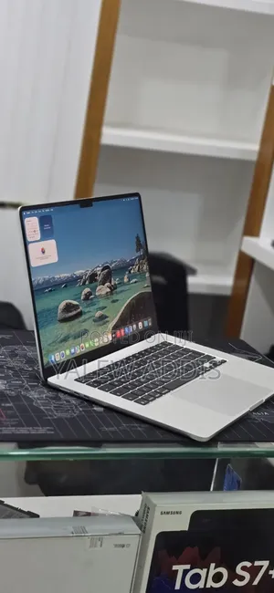 New Laptop Apple MacBook Air 2026 M5 16GB Apple M5 SSD 512GB