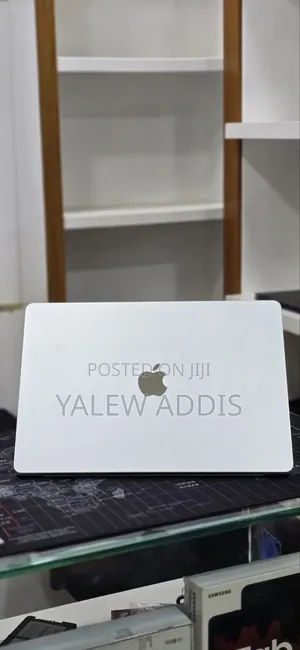 New Laptop Apple MacBook Air 2026 M5 16GB Apple M5 SSD 512GB