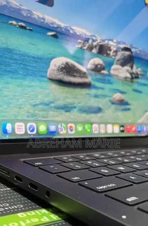 New Laptop Apple MacBook Pro 2024 M4 Max 48GB Apple M4 Max SSD 2T