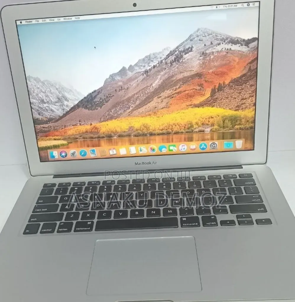 New Laptop Apple MacBook Air 2017 8GB Intel Core i5 SSD 128GB