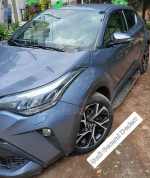 Toyota C-HR 2020 Blue