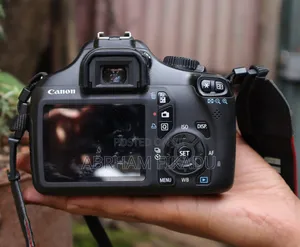 Canon Eos 1100d With 18-55mm Ef-S Lens