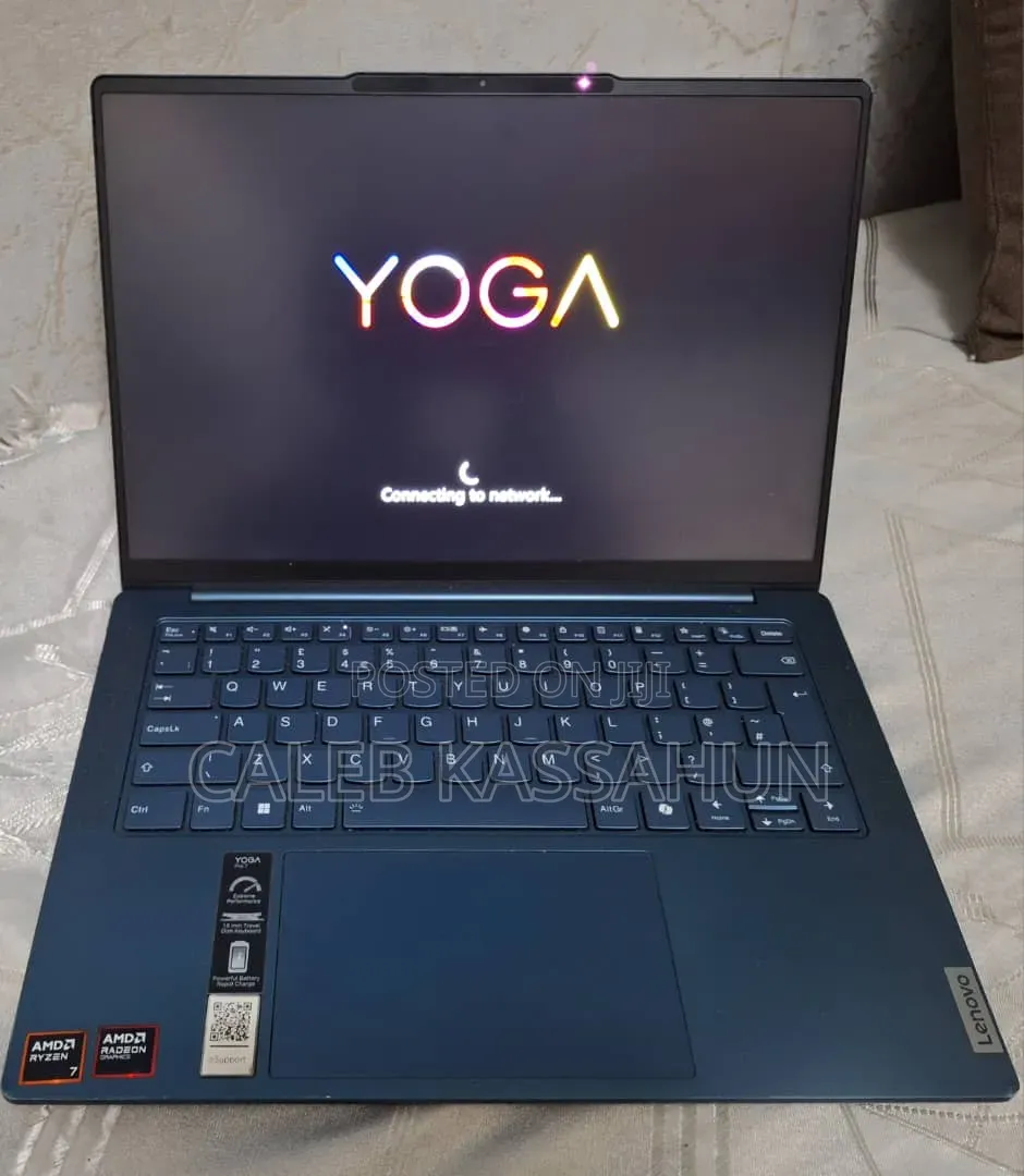 Laptop Lenovo Yoga 700 16GB AMD Ryzen SSD 512GB