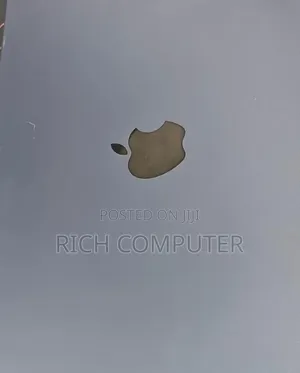 New Laptop Apple MacBook Air 2022 M2 8GB Apple M2 SSD 512GB