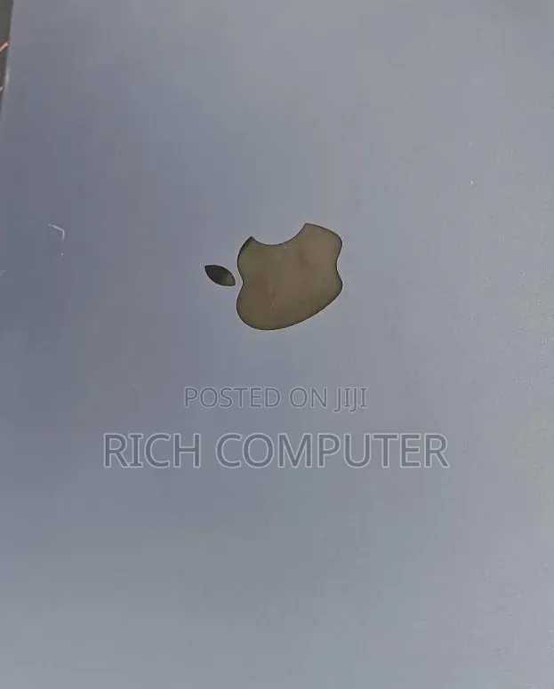 New Laptop Apple MacBook Air 2022 M2 8GB Apple M2 SSD 512GB