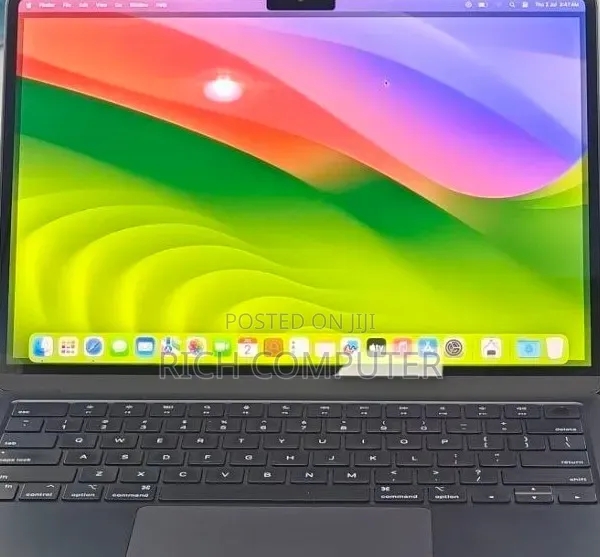 New Laptop Apple MacBook Air 2022 M2 8GB Apple M2 SSD 512GB