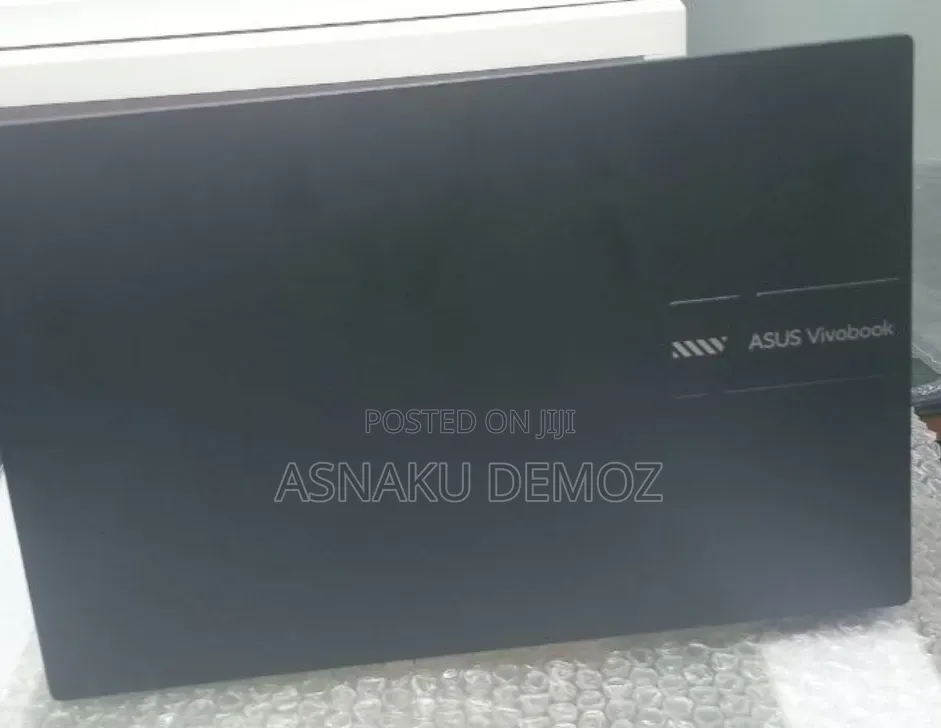New Laptop Asus Vivobook 14 16GB Intel Core i5 SSD 512GB