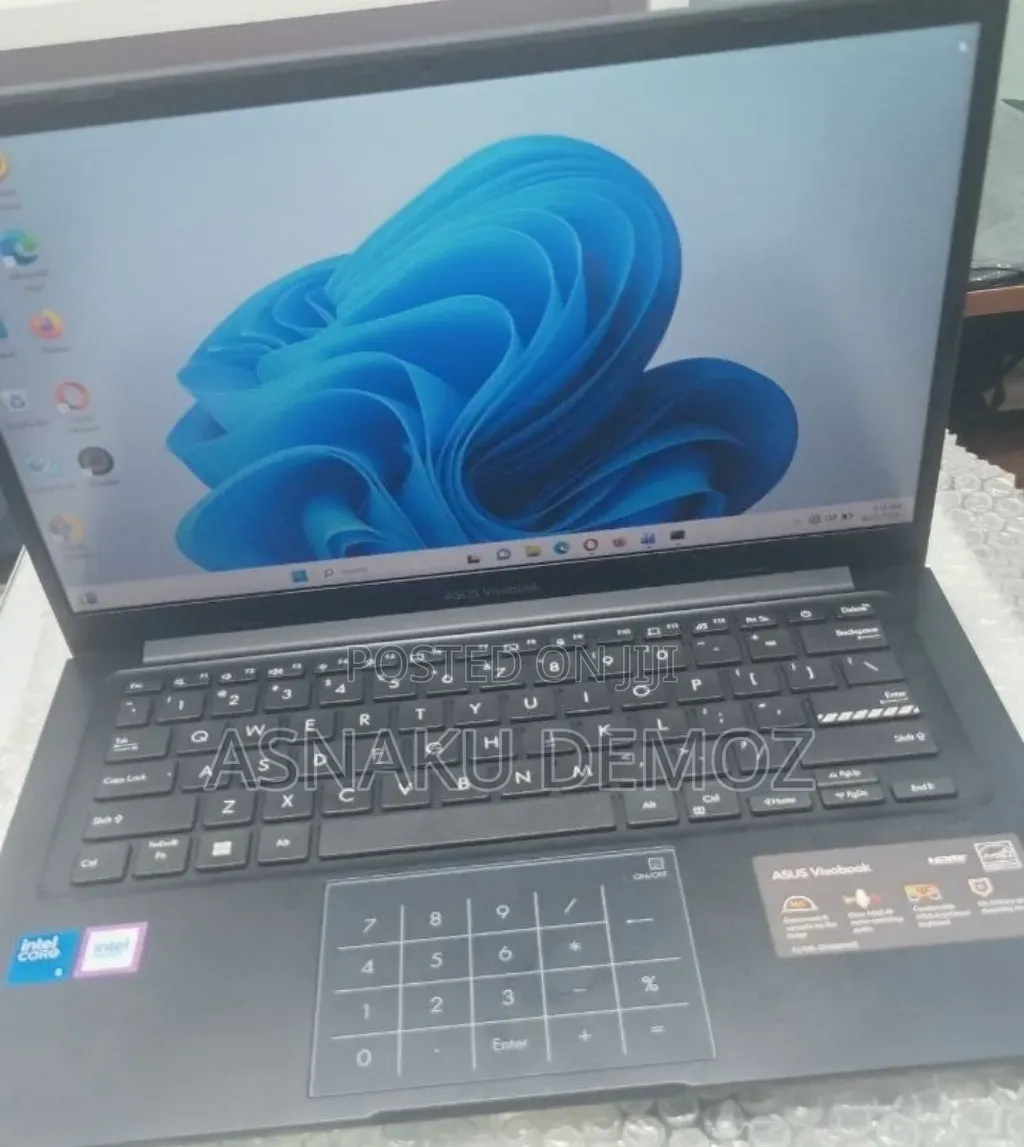 New Laptop Asus Vivobook 14 16GB Intel Core i5 SSD 512GB