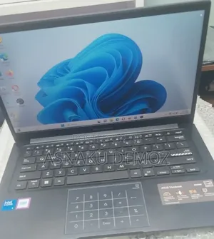 New Laptop Asus Vivobook 14 16GB Intel Core i5 SSD 512GB