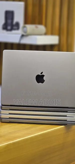 New Laptop Apple MacBook Pro 2021 M1 16GB Apple M1 SSD 512GB