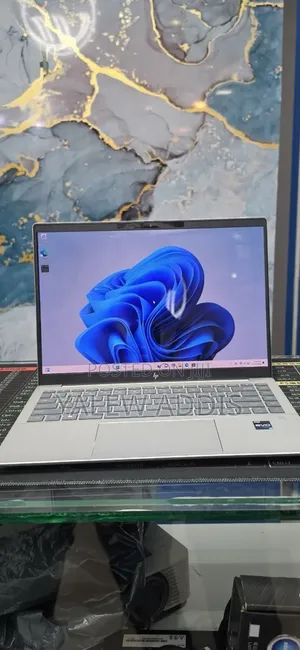 New Laptop HP Pavilion 14 16GB Intel Core i7 SSD 1T
