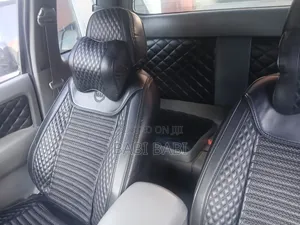 Toyota Hilux 2010 Gray