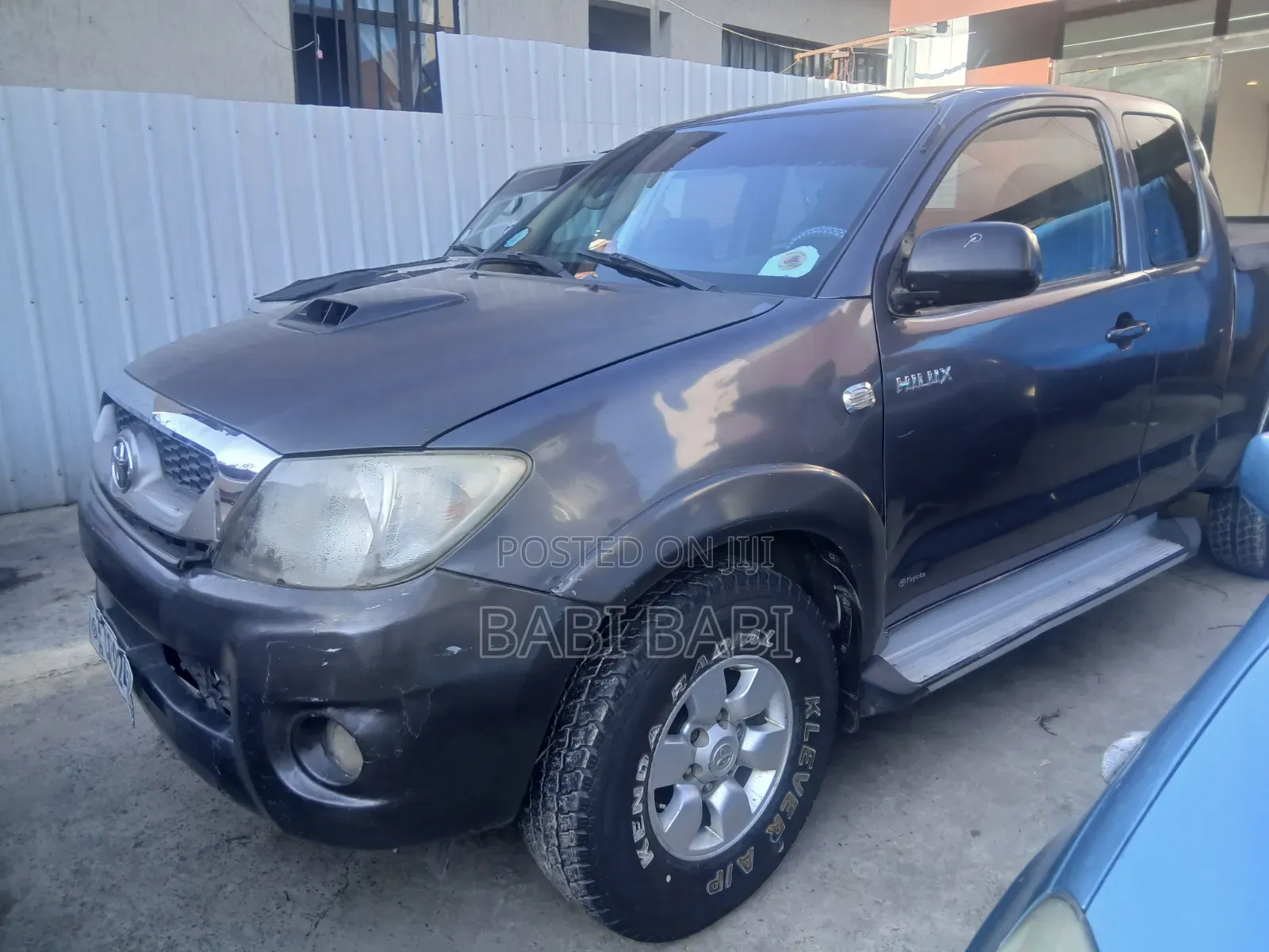 Toyota Hilux 2010 Gray