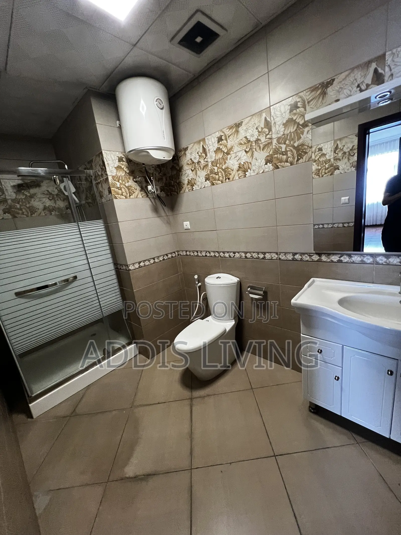 Furnished 2bdrm Apartment in Bole for rent