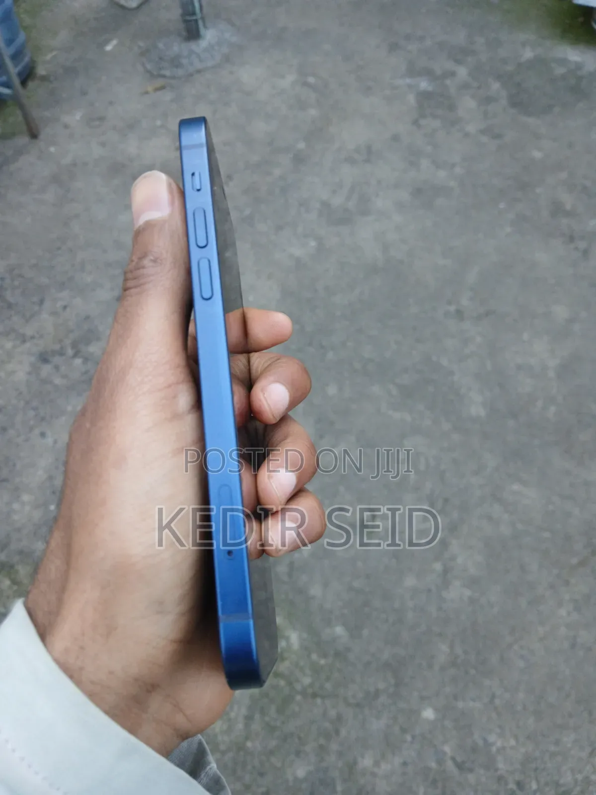 Apple iPhone 12 64 GB Blue