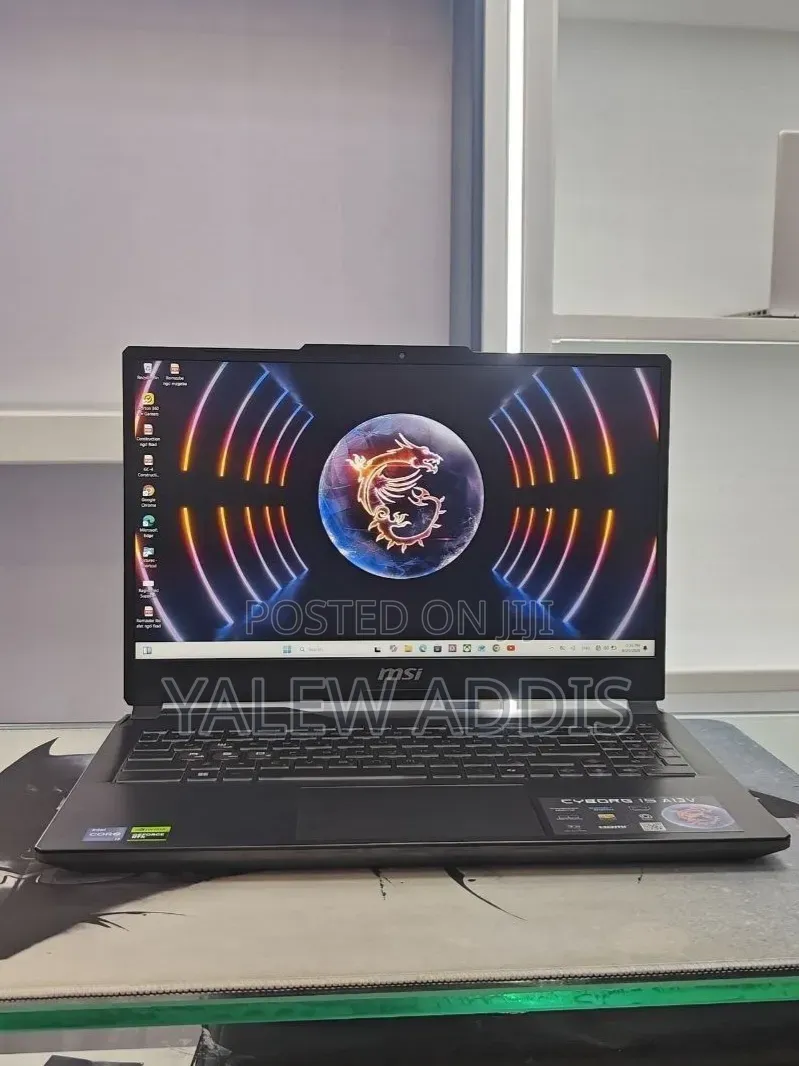 New Laptop MSI Cyborg 15 16GB Intel Core i7 SSD 1T