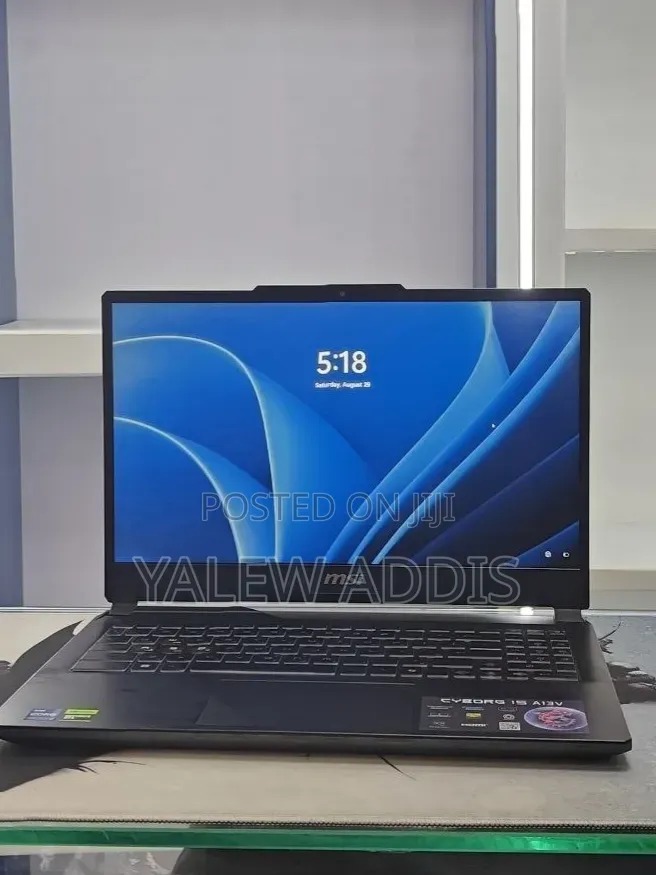 New Laptop MSI Cyborg 15 16GB Intel Core i7 SSD 1T