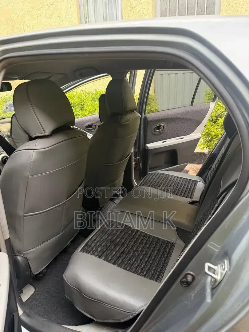 Toyota Yaris 2008 Gray
