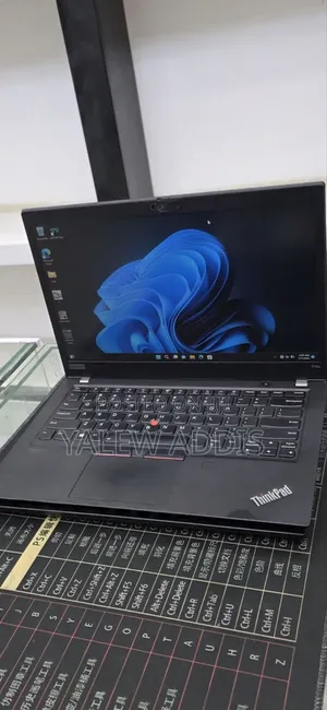 New Laptop Lenovo ThinkPad T14s Gen 1 16GB AMD Ryzen 5 SSD 512GB