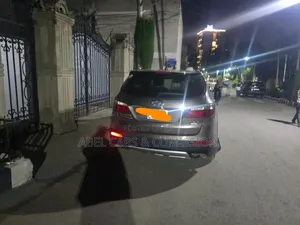 Hyundai Santa Fe 2017 Gray