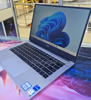 New Laptop Huawei MateBook D 14 16GB Intel Core i5 SSD 512GB