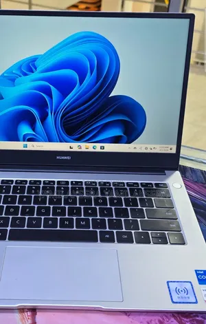 New Laptop Huawei MateBook D 14 16GB Intel Core i5 SSD 512GB