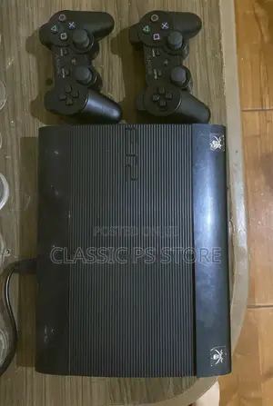 Playstation 3 ጥርት ያለ Super Slim