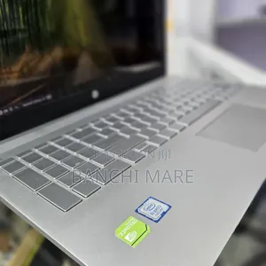 New Laptop HP Pavilion 15 8GB Intel Core i5 HDD 1T