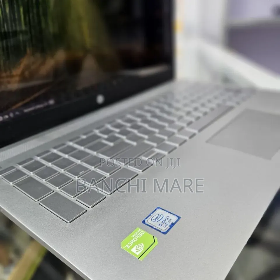 New Laptop HP Pavilion 15 8GB Intel Core i5 HDD 1T