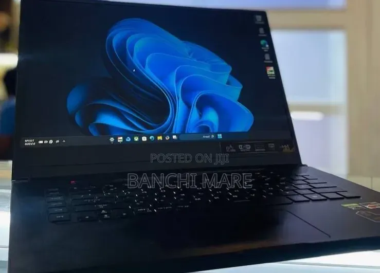 New Laptop Asus ROG Zephyrus G15 16GB AMD Ryzen 7 SSD 512GB