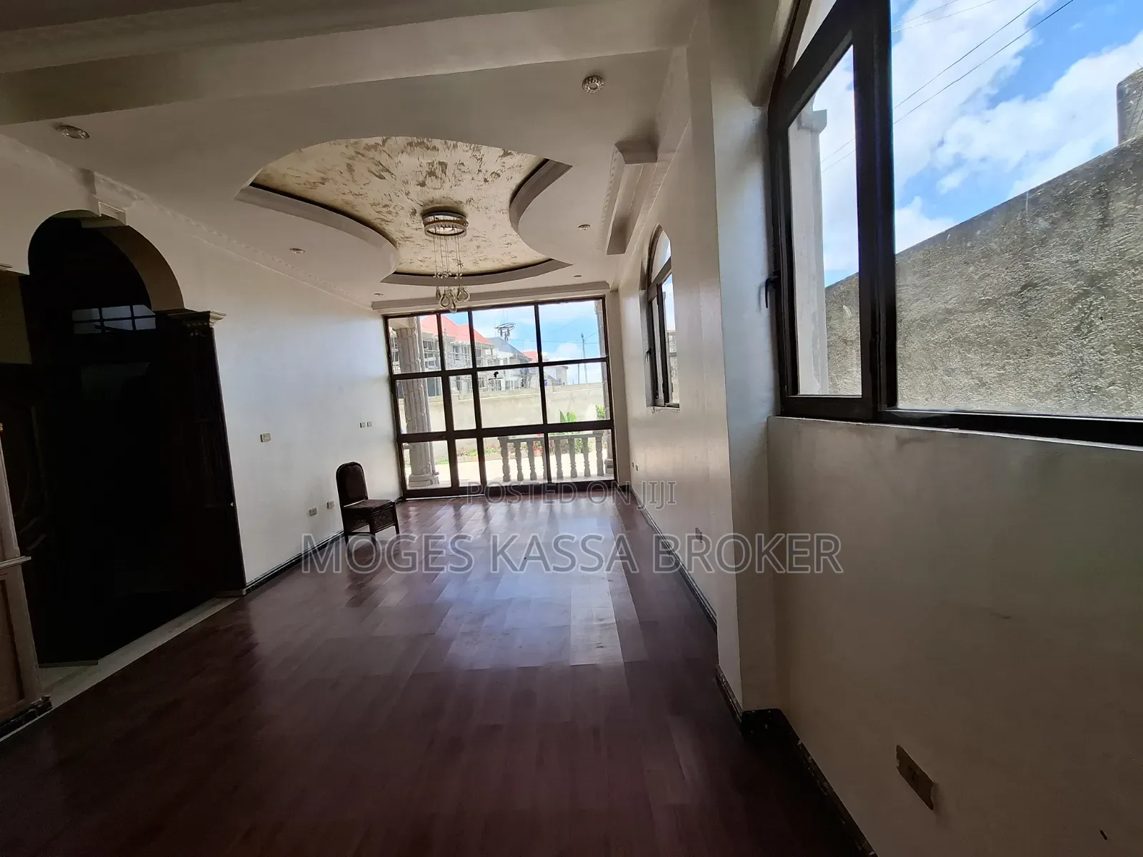 5bdrm House in ደብረ ብርሃን የሚሸጥ ምርጥ, Yeka for sale