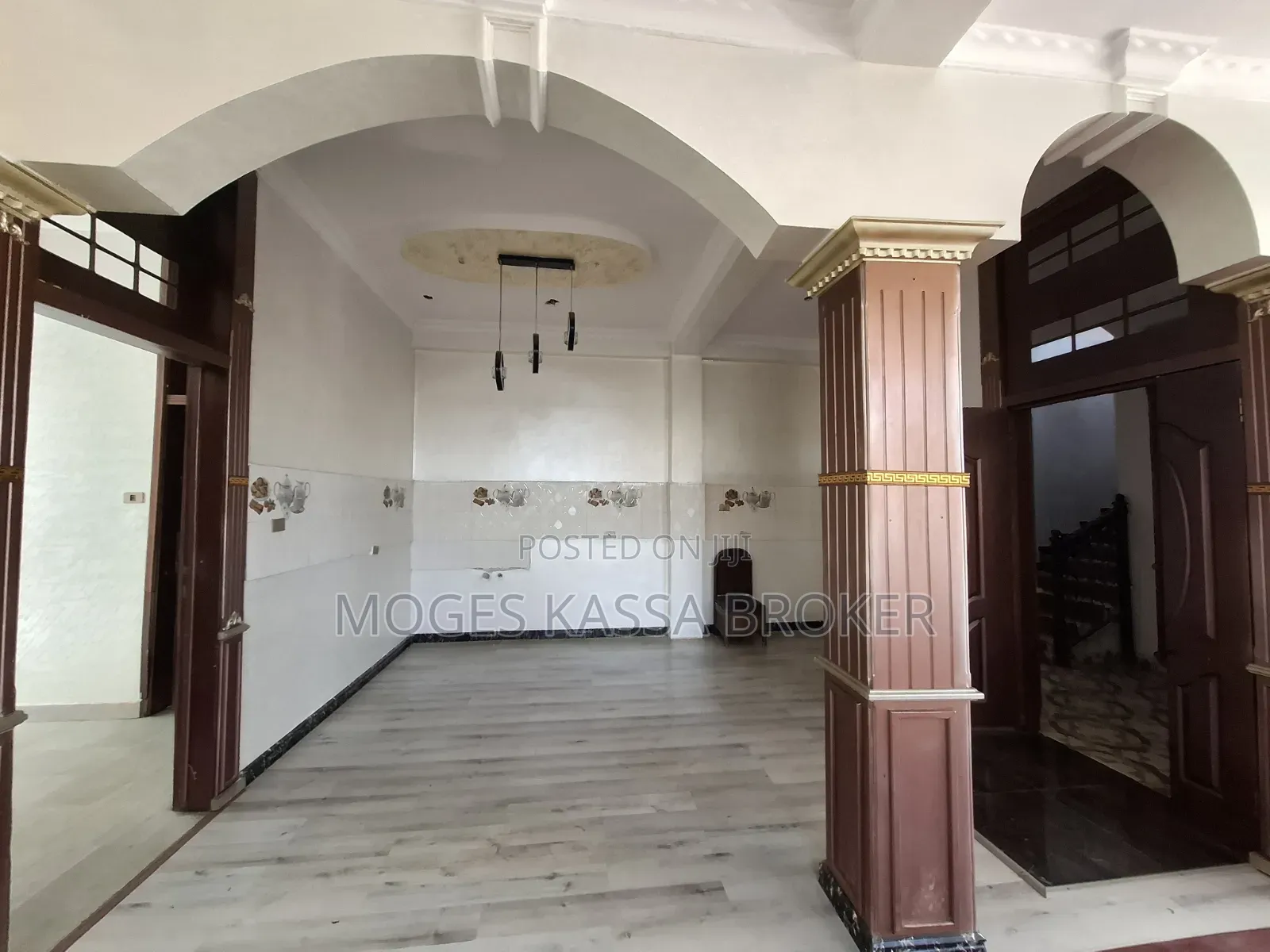 5bdrm House in ደብረ ብርሃን የሚሸጥ ምርጥ, Yeka for sale