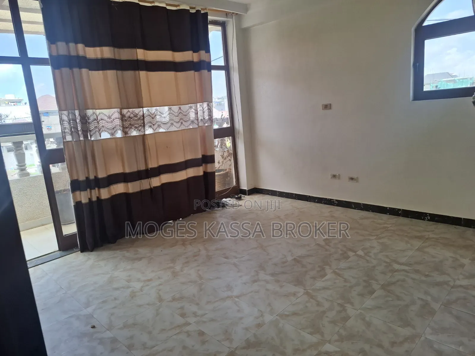 5bdrm House in ደብረ ብርሃን የሚሸጥ ምርጥ, Yeka for sale