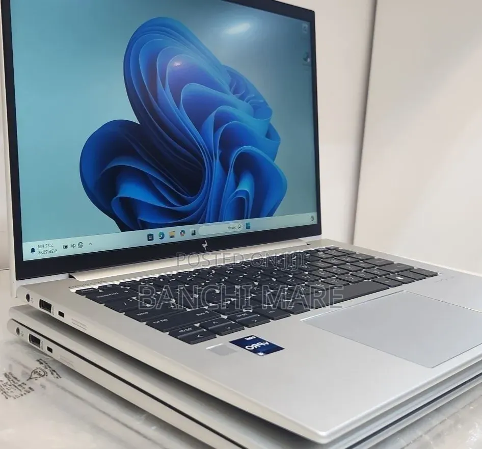 New Laptop HP EliteBook 840 G9 16GB Intel Core i5 SSD 512GB