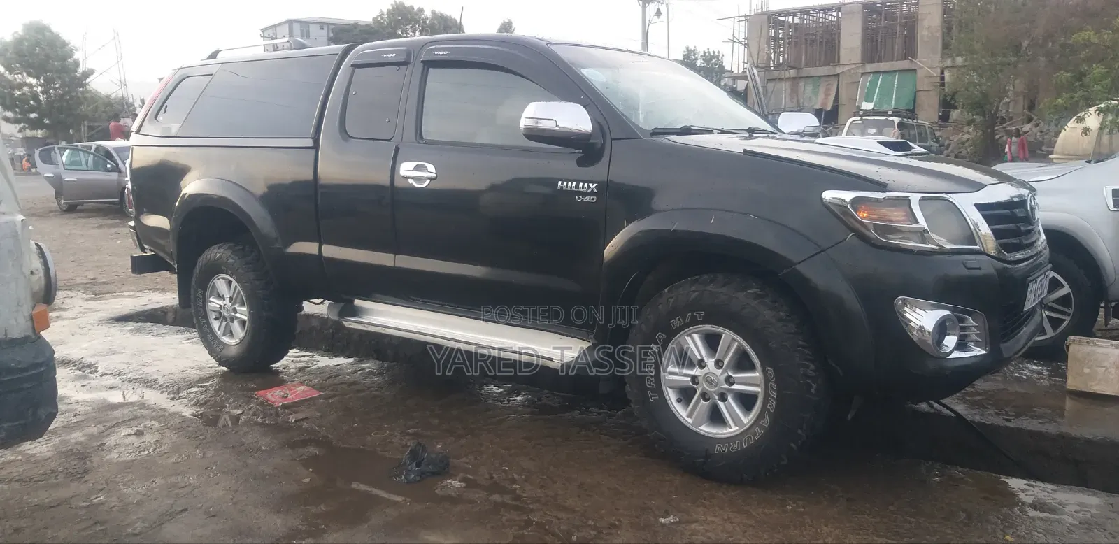 Toyota Hilux 2.5 D-4D 4X4 SRX 2012 Black