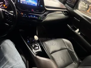 Toyota C-HR Limited FWD 2020 Gray