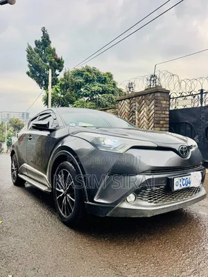 Toyota C-HR Limited FWD 2020 Gray